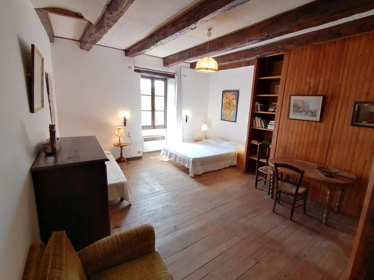 11 Rue Basse Najacヴィラ エクステリア 写真